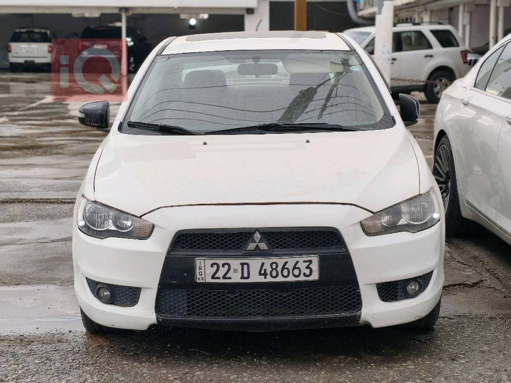 ميتسوبيشي لانسر